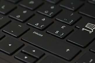 15. E-ticaret ve Sözleşmeli Satış: Dijital Dünyada Sözleşme Yönetimi